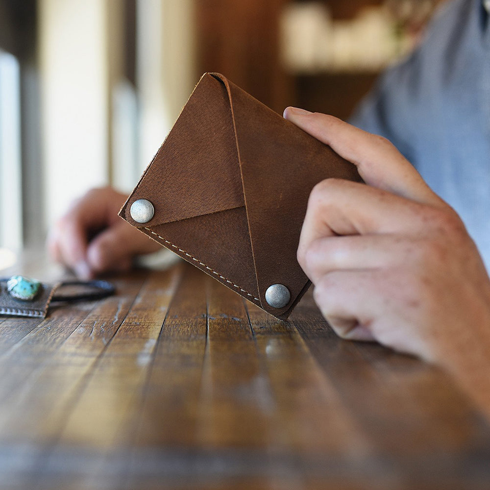 The Wing Wallet In Use